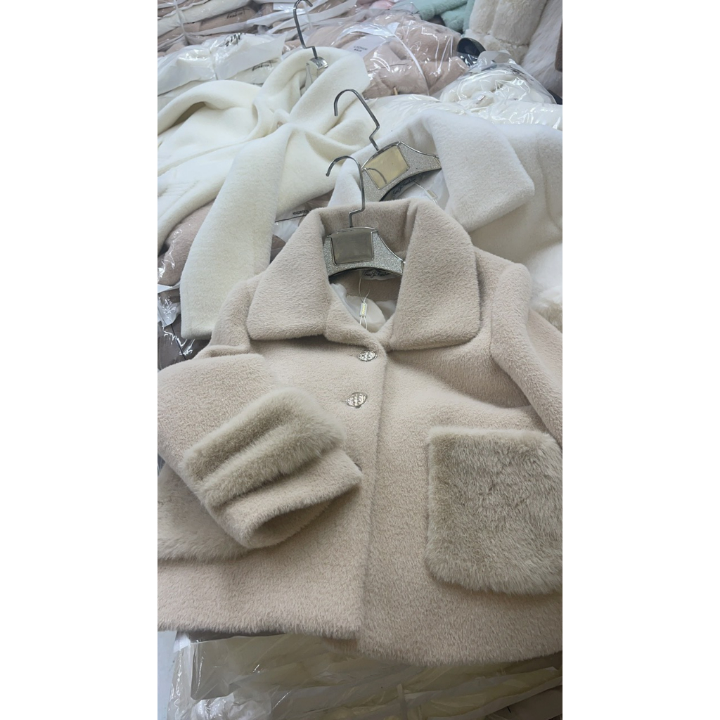 ÁO KHOÁC DẠ LÔNG PHỐI TAY