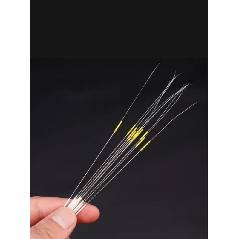 Lông Vũ ,Lông Ngựa Ngoáy Tai Chân Bạc