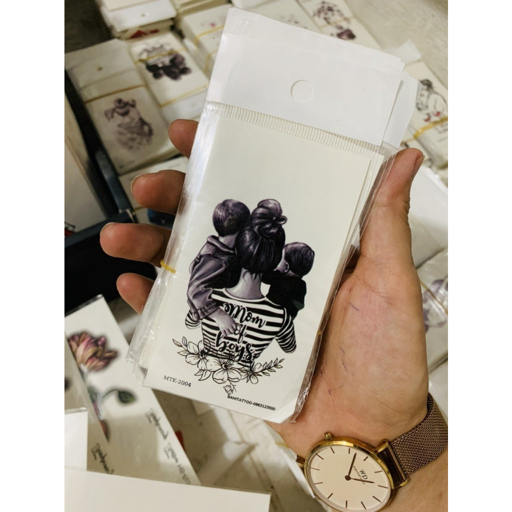 Bani-hình xăm dán mẹ ôm con collagen