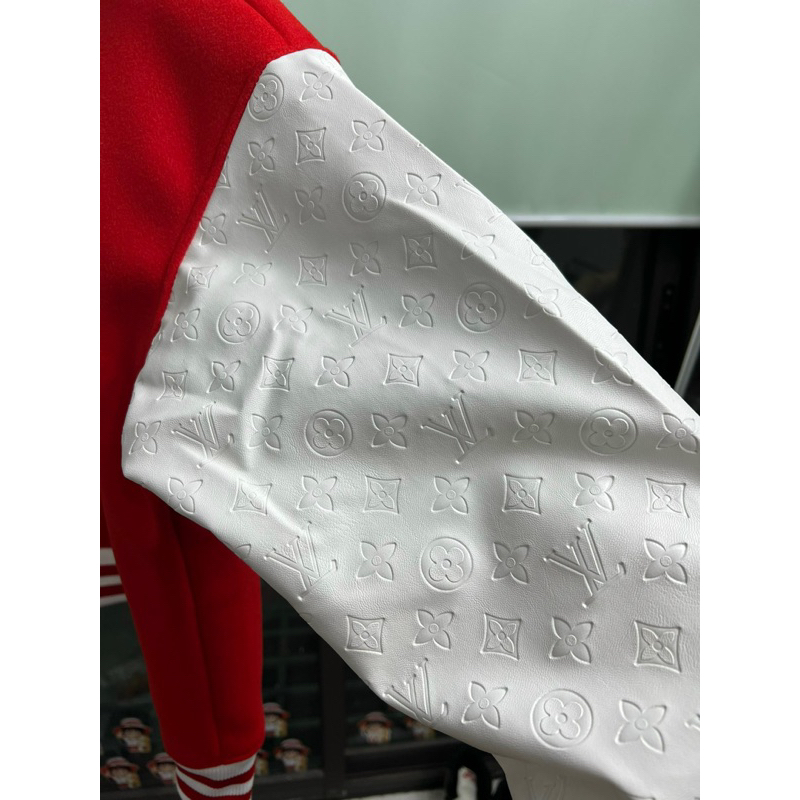 Áo Varsity - Louis Vuitton - LV đỏ tay da Bomber Jacket new SS2023