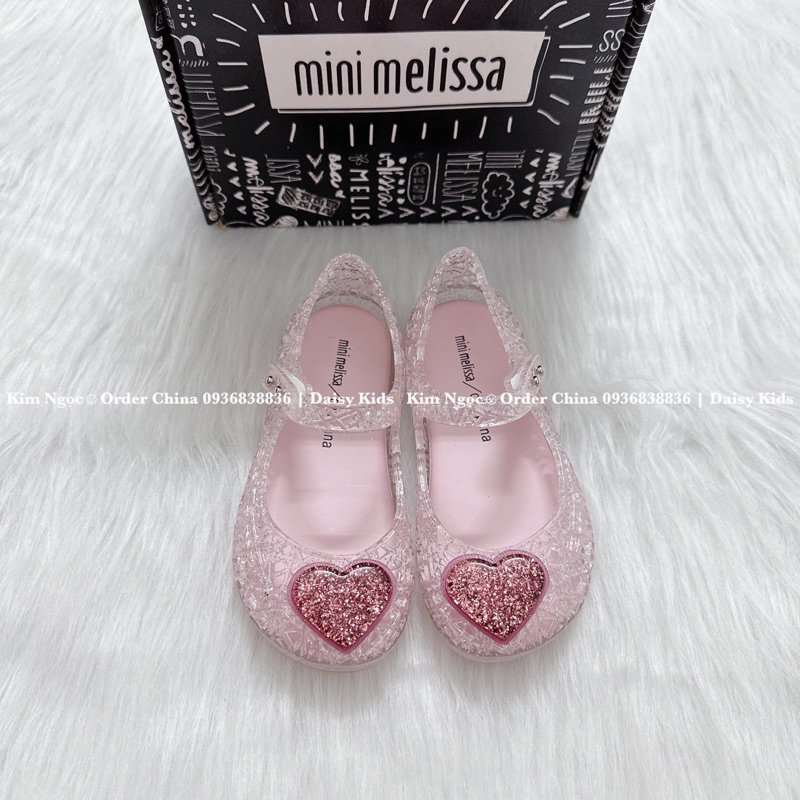 Giày melissa tim hồng