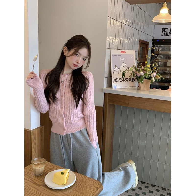 Áo len phong cách ngọt ngào dài tay kiểu xoắn