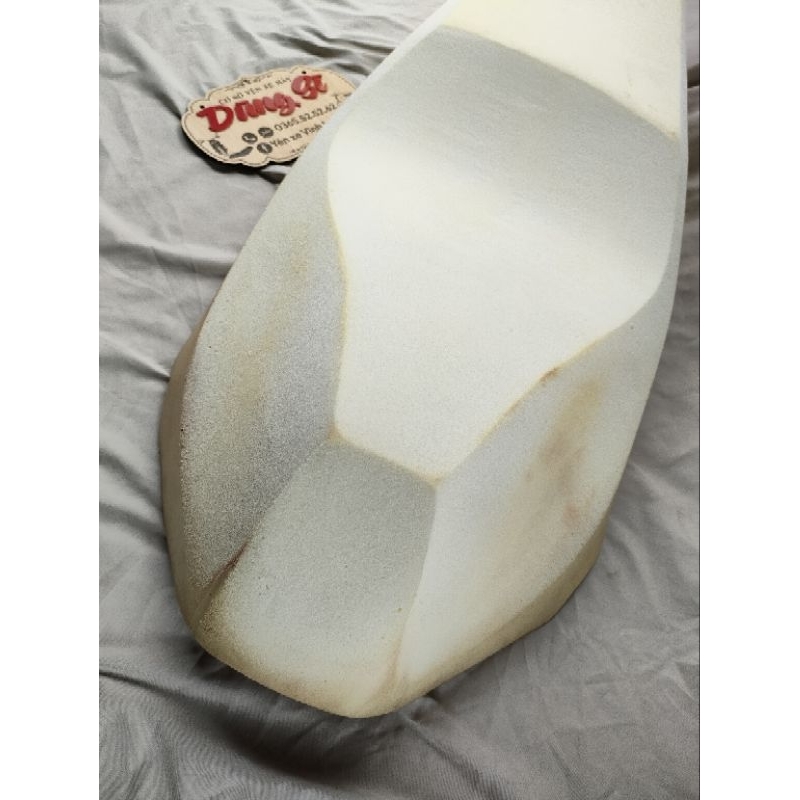 Nệm zin yên xe Future 125cc- Future led gọt cạnh góc sắc sảo