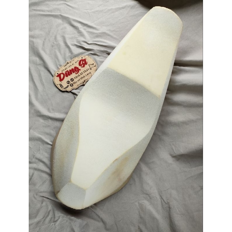 Nệm zin yên xe Future 125cc- Future led gọt cạnh góc sắc sảo