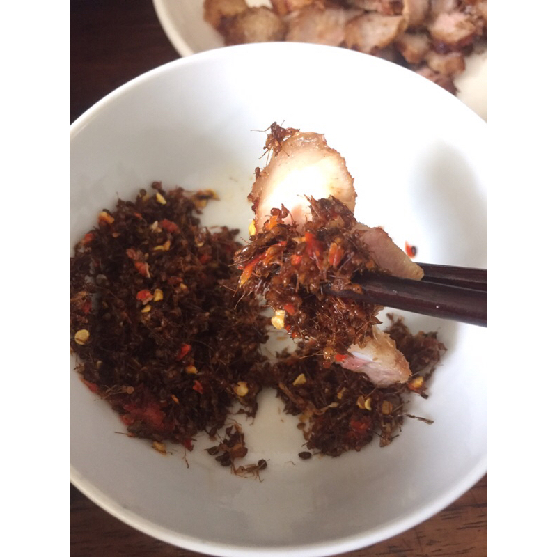 Muối kiến vàng nguyên con - đặc sản Gia Lai