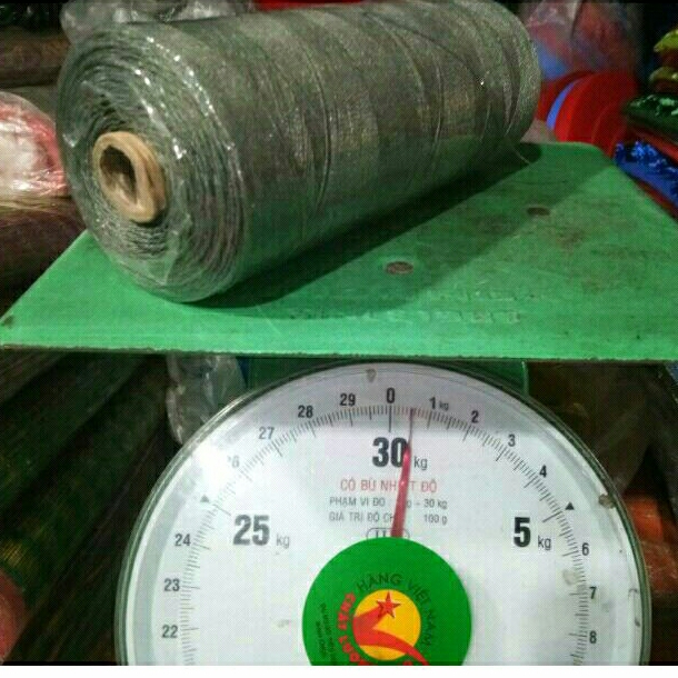 Dây may vá lờ, vá lưới loại ống 500g