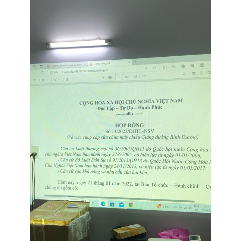 Máy chiếu dạy học, văn phòng chính hãng Panasonic PT-LB280