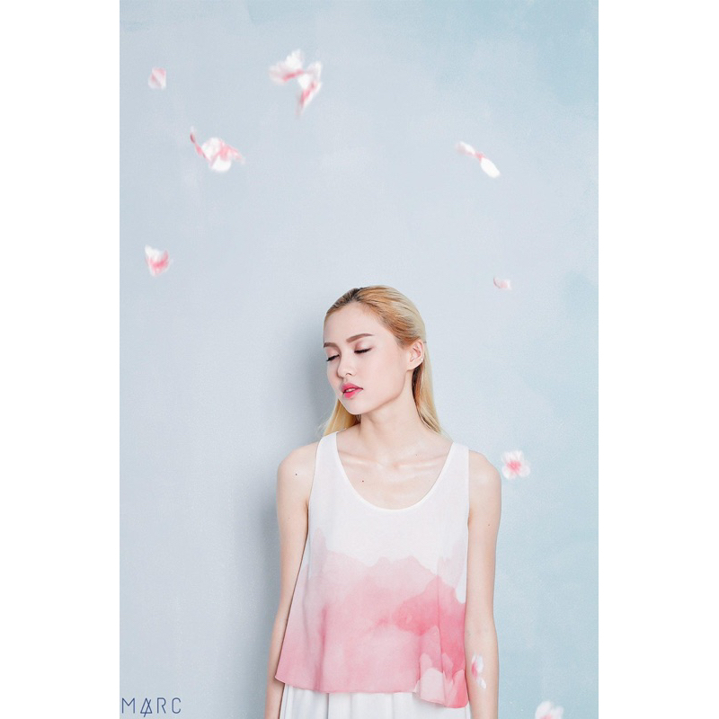 Thanh lý đầm hồng Marc sz M