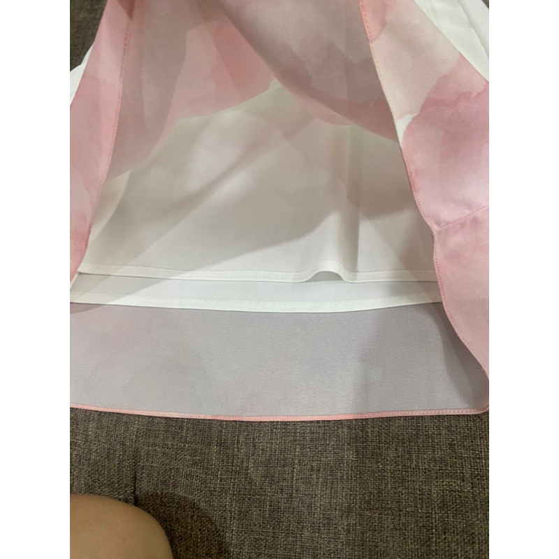 Thanh lý đầm hồng Marc sz M