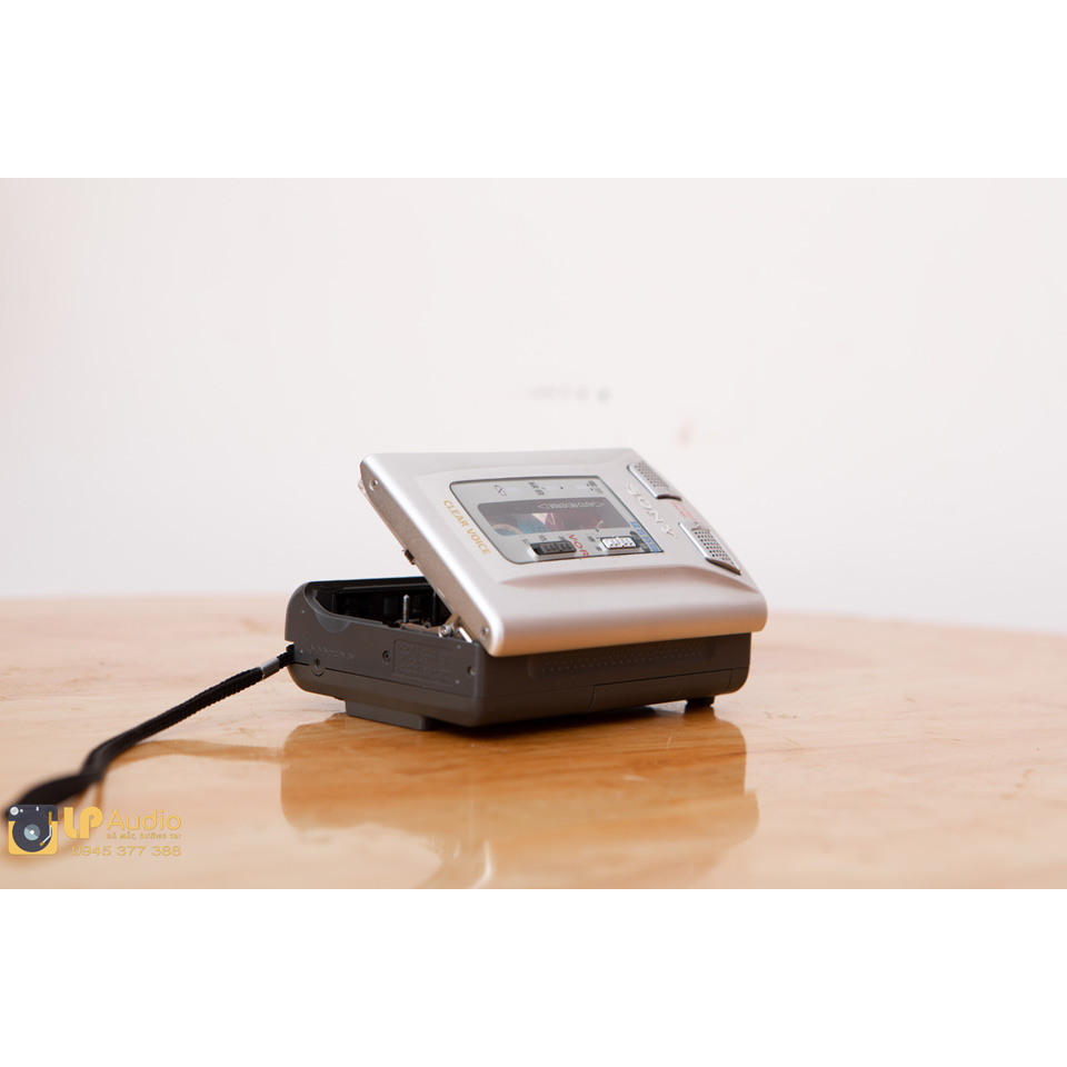 Cassette cầm tay SONY