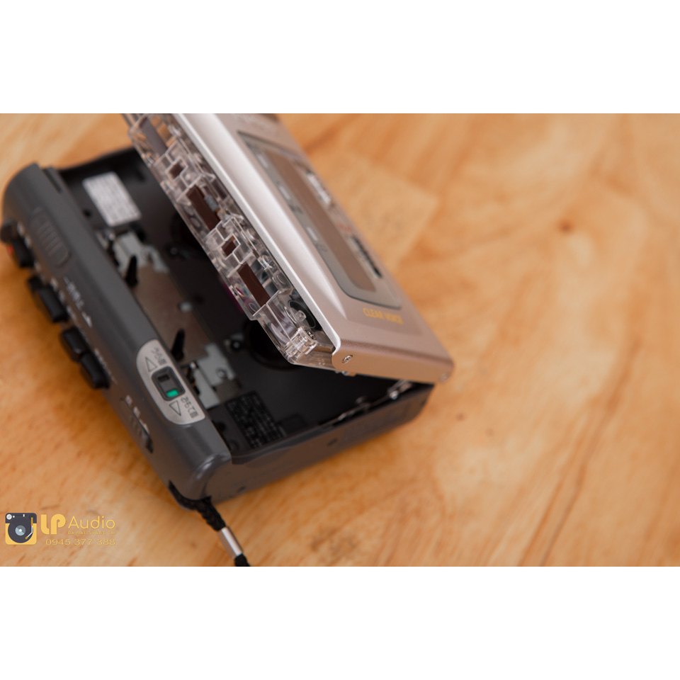 Cassette cầm tay SONY