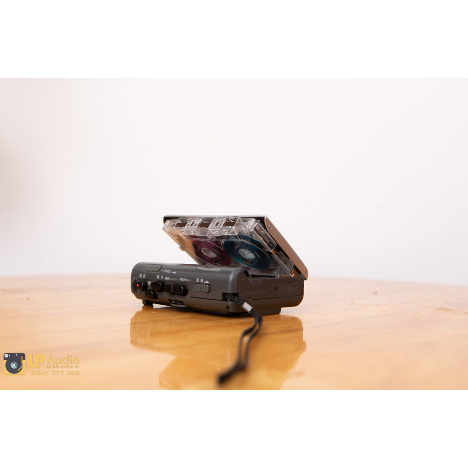 Cassette cầm tay SONY