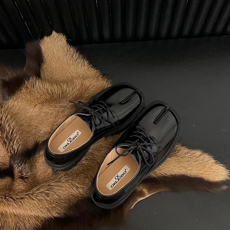 GIÀY TABI CHẺ NGÓN 2023