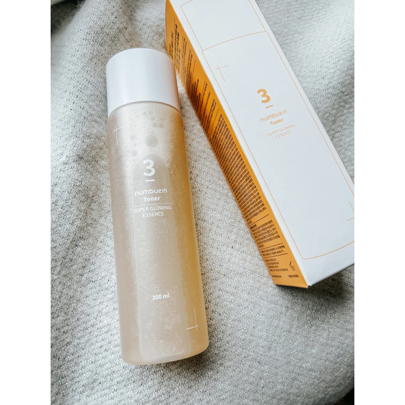 Nước hoa hồng tinh chất căng bóng da Numbuzin No.3 Super Glowing Essence Toner 200ml