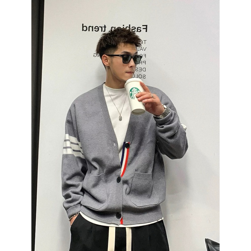 Áo khoác cardigan Thom