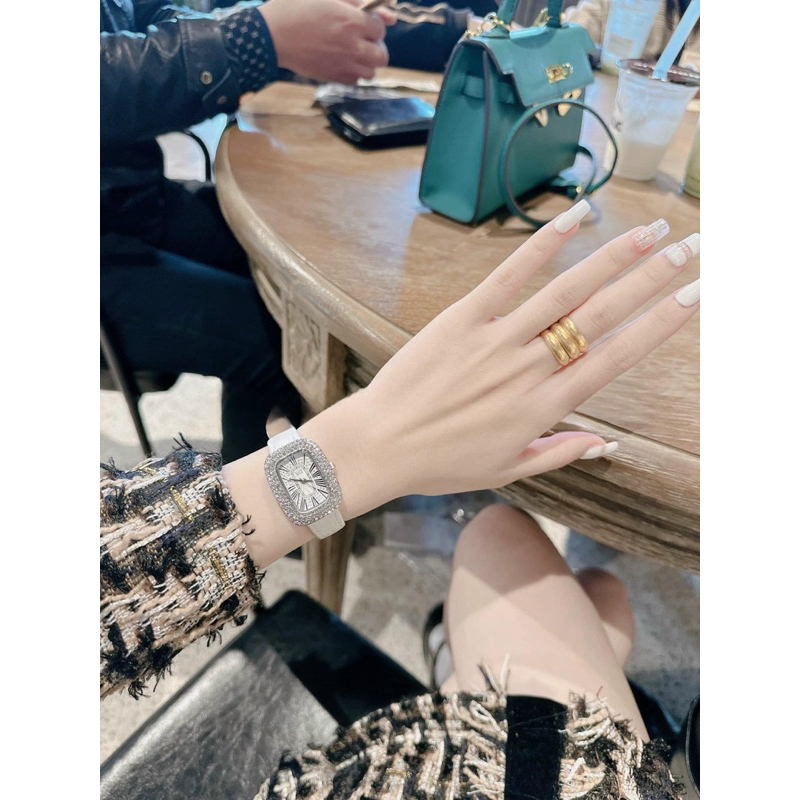 BUGI dây da trơn bóng viền đá