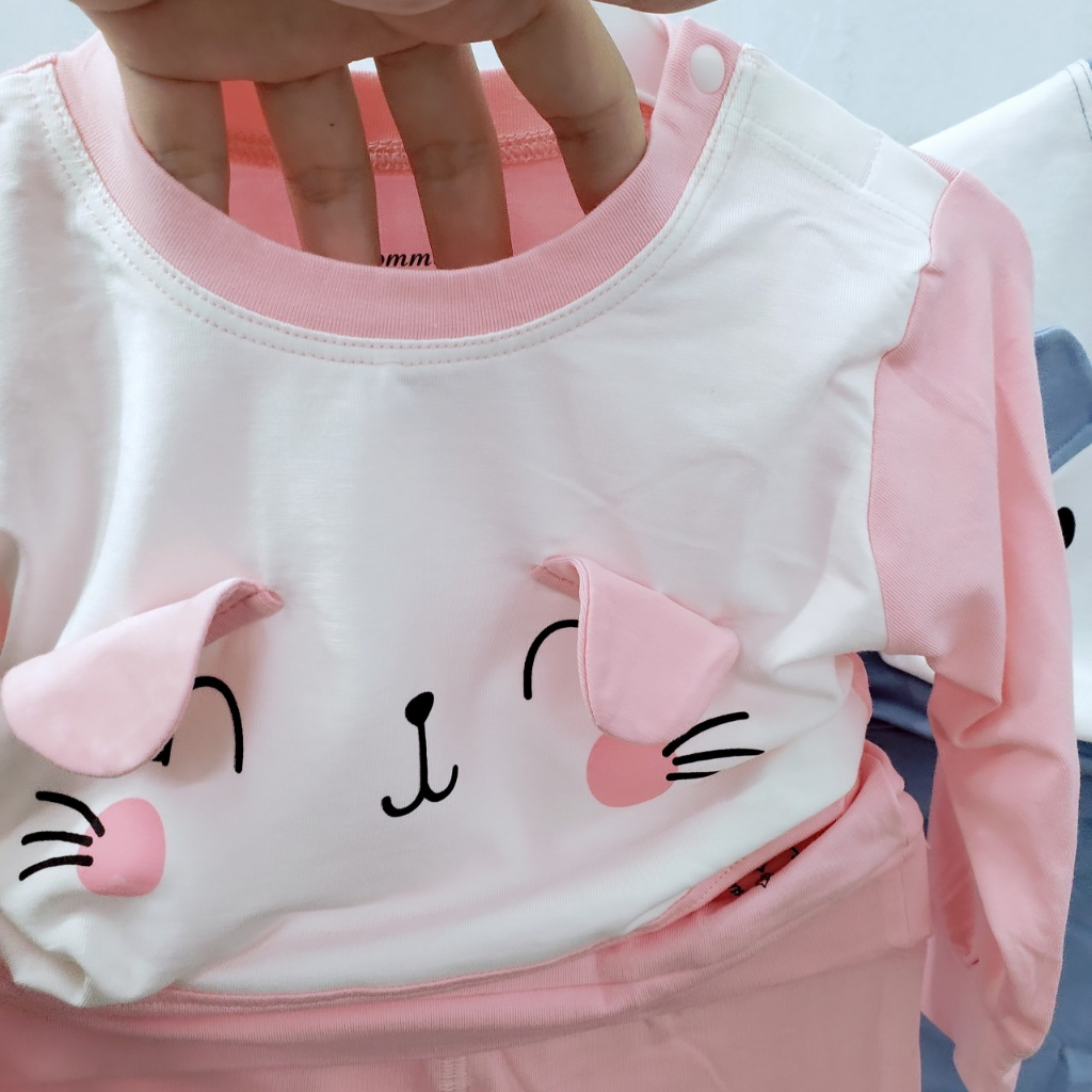 Bộ quần áo dài tay Mom Mom Avaler cổ tròn cúc vai điều hòa 4 mùa thu đông cotton modal bé trai bé gái 9m- 4 tuổi