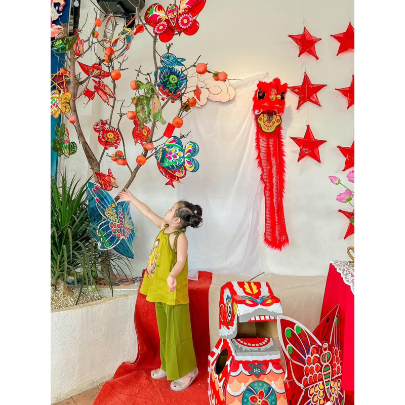 Yếm lụa T.Ơ T.Ằ.M thiết kế siêu đẹp cho bé