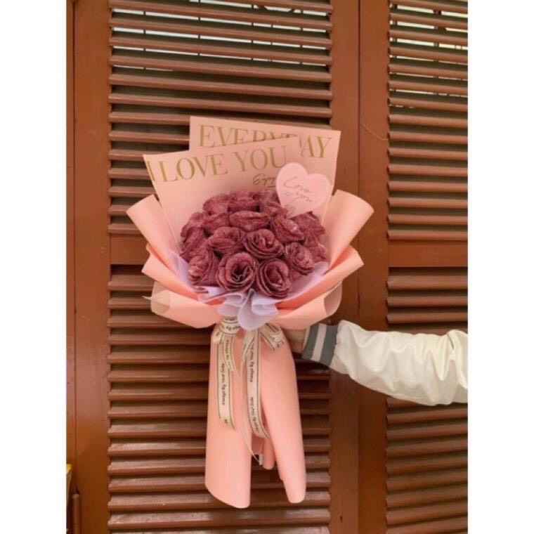 Sỉ tập 20 tờ giấy gói hoa IN CHỮ LOVE YOU-loại dày sịn