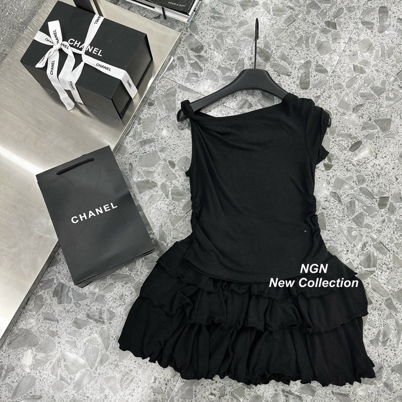 Set Áo Xoắn Vai Kèm Chân Váy Tầng NGN