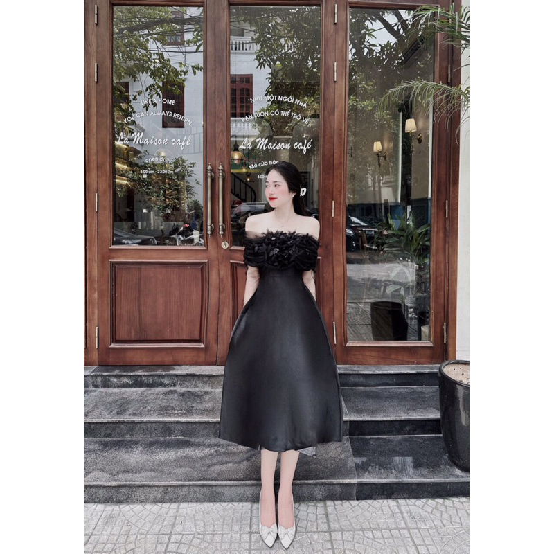 Váy tafta thiết kế dáng dài phối ren ngực nhúm đính hoa tơ size SML