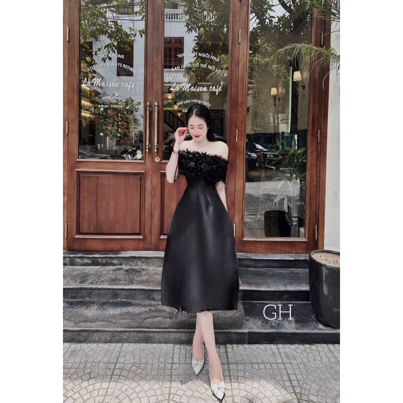 Váy tafta thiết kế dáng dài phối ren ngực nhúm đính hoa tơ size SML