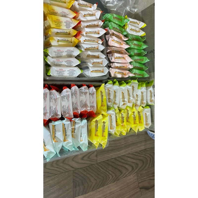 Combo 15 Bánh 15 vị Bánh Pía Kim Sa Tân Huê Viên