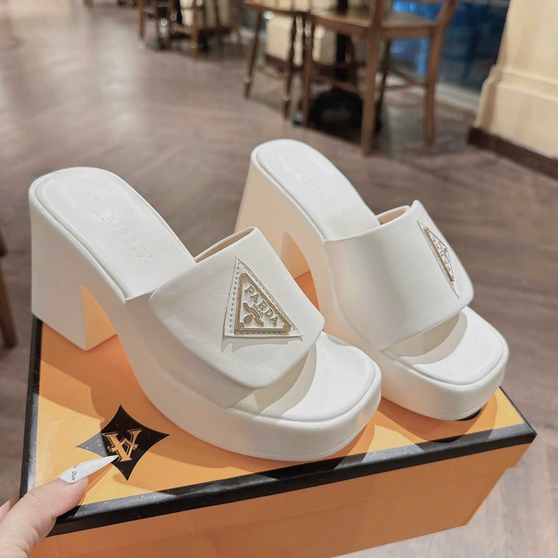 Dép xuồng bản phồng khoá P da đế Pu cao 8 cm
