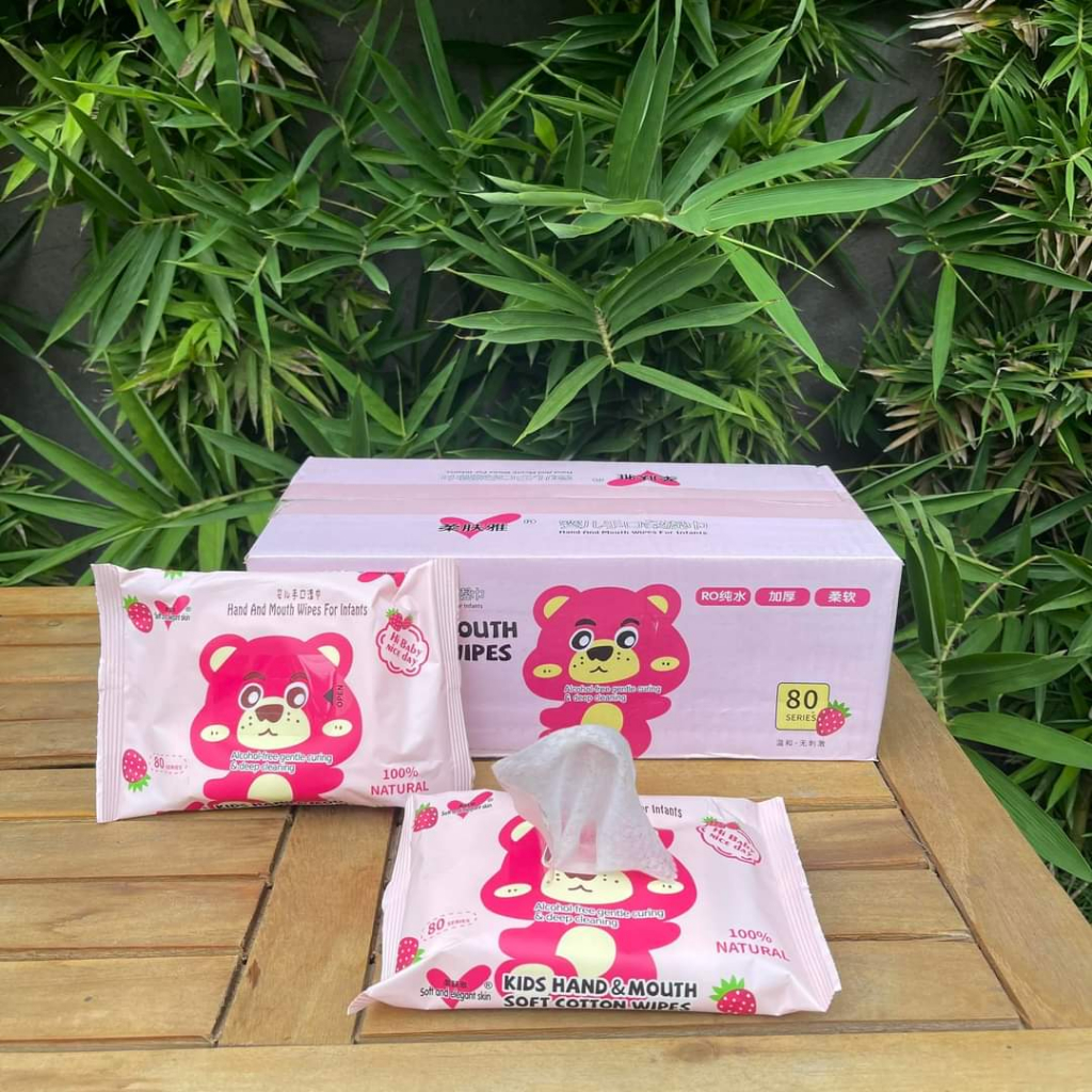 Thùng 10 gói giấy ướt gấu dâu LOSTO 1 gói 80 tờ siêu dai tiện lợi