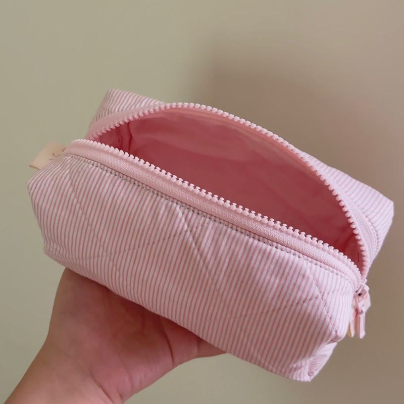 Hộp Bút Chần Bông Sọc Hồng Baby - Makeup Pouch - Túi Đựng Makeup