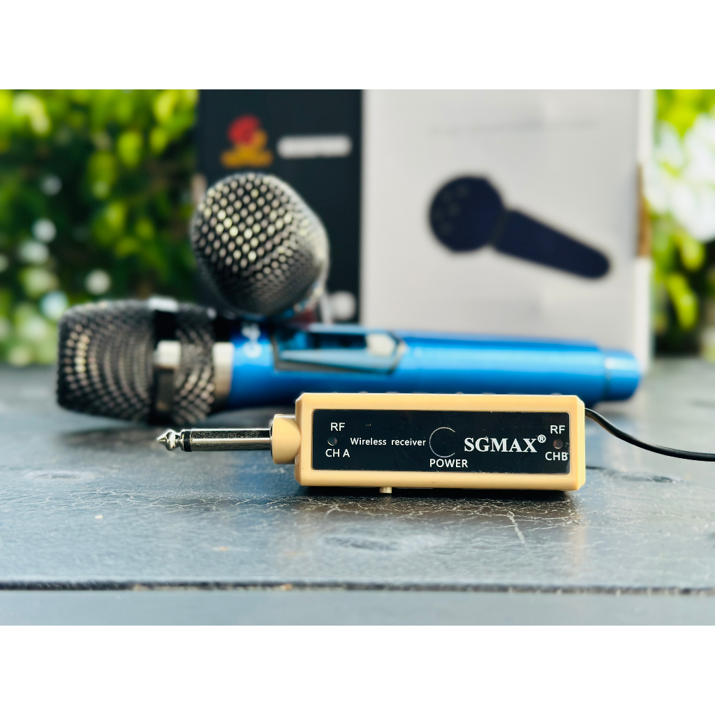 Micro Không Dây SGMAX G02 , Mẫu 2 Mic Mới, Chuyên Dùng Cho karaoke Hát Nhẹ. Âm thanh cực hay, giá cực rẻ