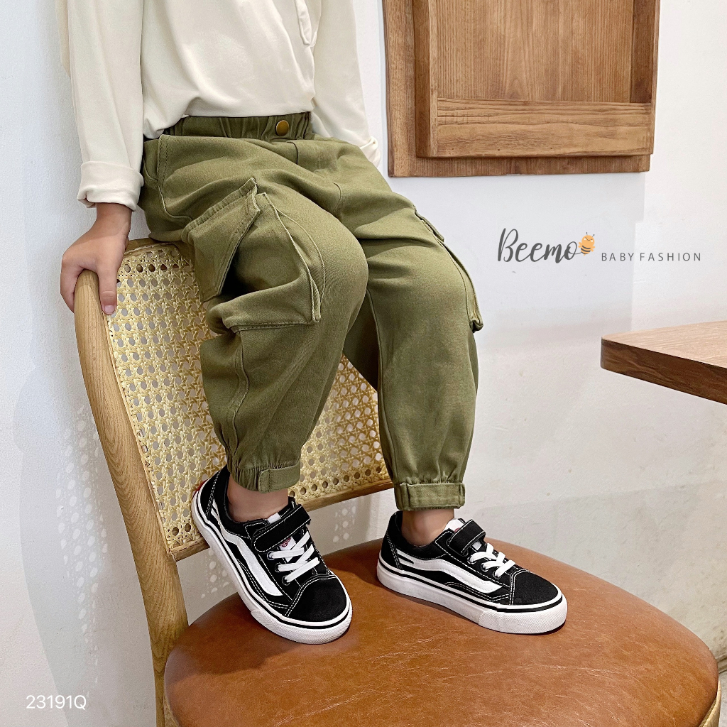 Quần kaki bo gấu phối túi hộp cá tính cho bé, quần dài kaki mềm trơn màu Beemo