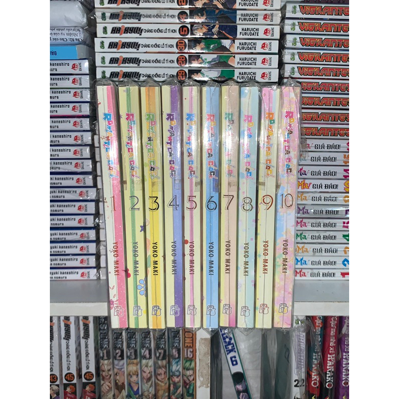 Romantica Clock trọn bộ full 10 tập tặng kèm sticker và postcard