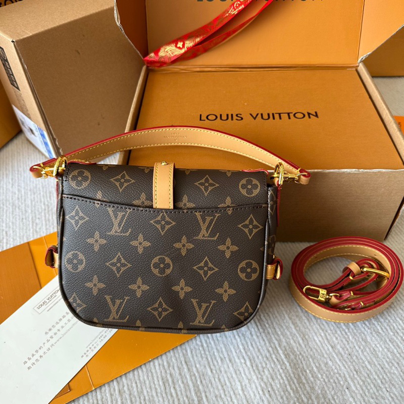 Túi hoạ tiết Lv mới