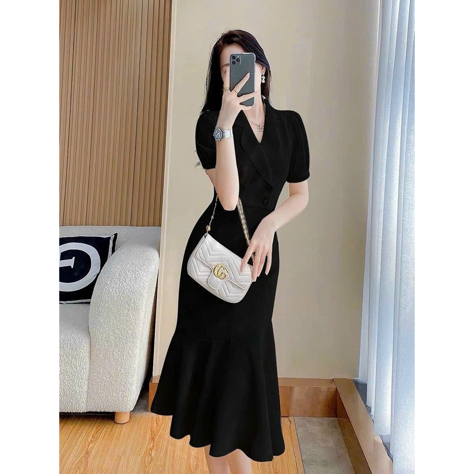 ĐẦM BODY CỔ VEST ĐUÔI CÁ ĐÍNH NÚT CAO CẤP