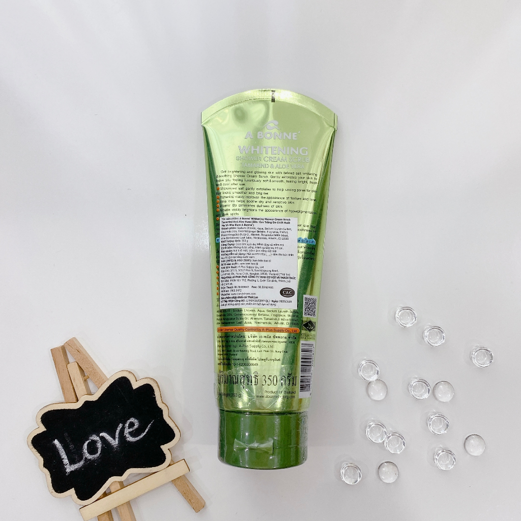 Sữa Tắm A Bonne Whitening Shower Cream Scrub Chiết Xuất Nha Đam & Me Giúp Trắng Da 350g