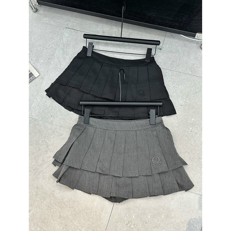 Áo Khoác Len Cardigan Kẻ Vạch Tay Thêu Hoạ Tiết QCCC