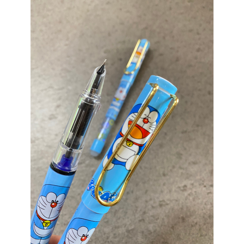 Bút máy Doraemon cắm ống mực tẩy được