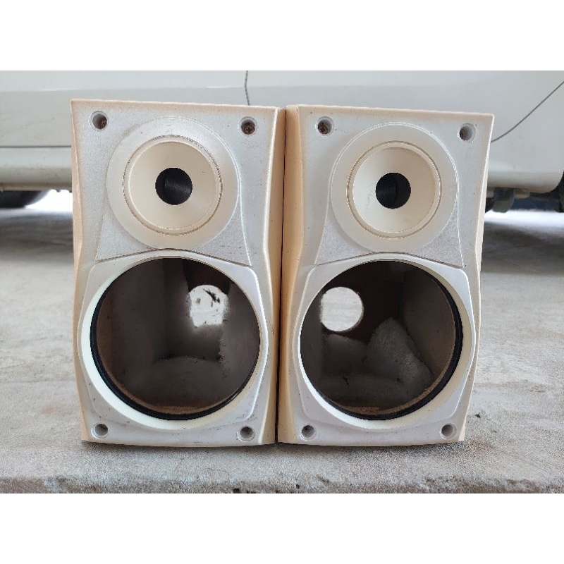 Vỏ thùng loa Denon M01Bi đường kính lỗ bass 13