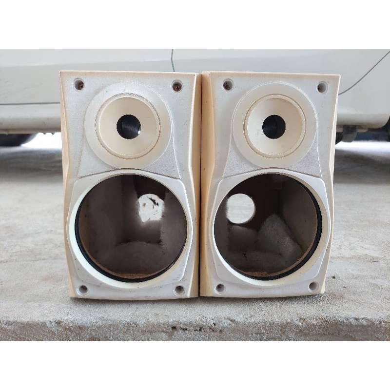 Vỏ thùng loa Denon M01Bi đường kính lỗ bass 13