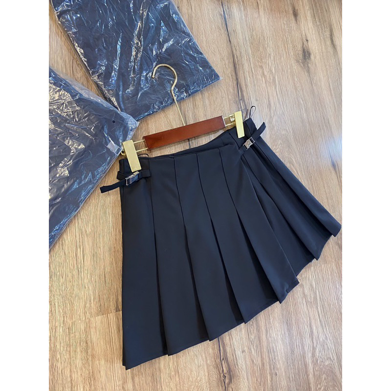 Chân váy xếp ly Zara xuất xịn