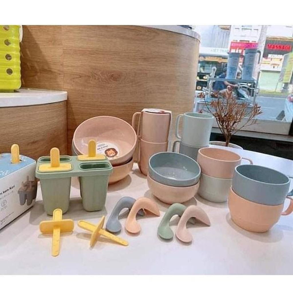 Bộ 4 Thìa Ăn Cho Bé Amori Inochi