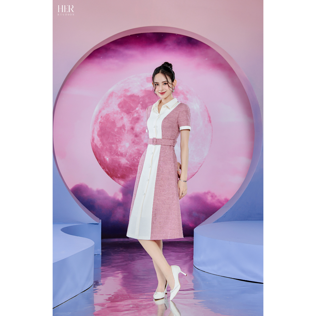 Đầm nữ dáng dài Her studio váy thiết kế phối màu hồng trắng thanh lịch