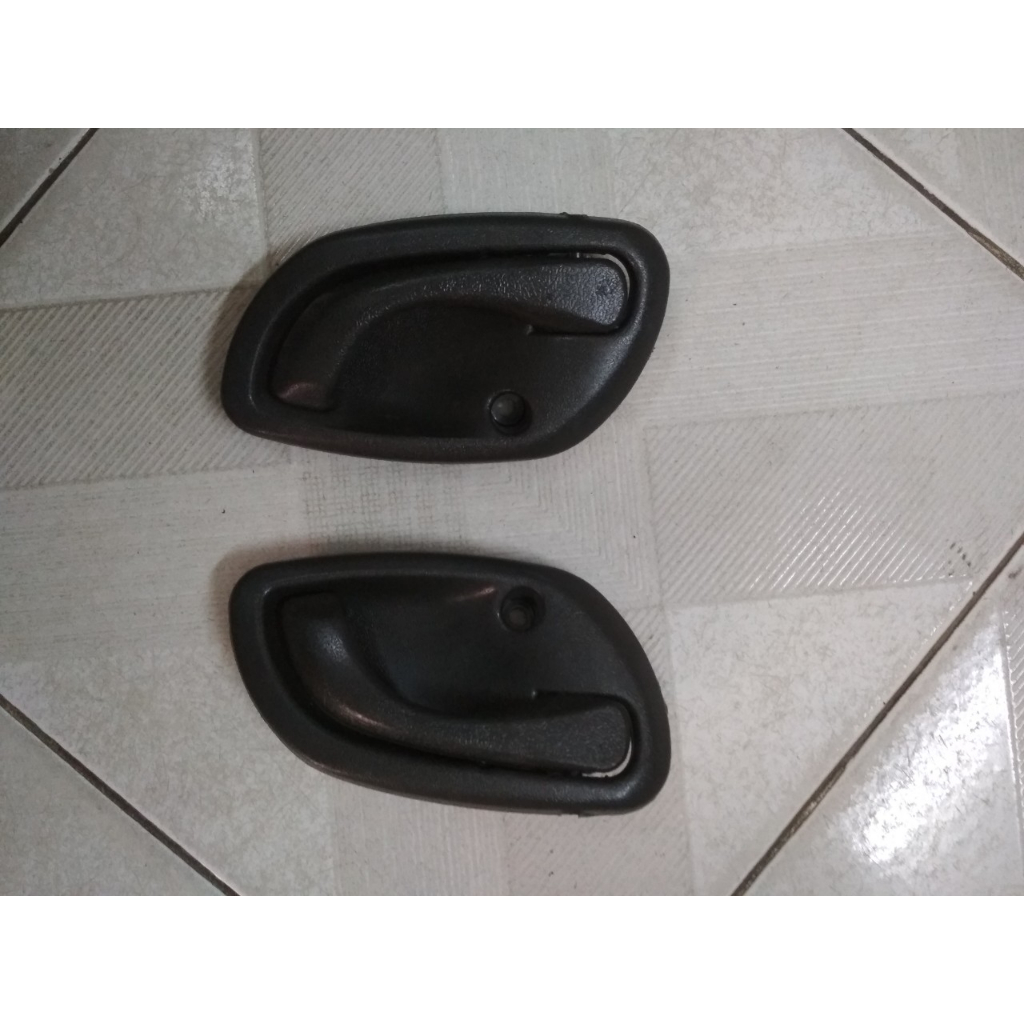 Tay mở cửa Trong xe tải SYM T880 và SYM V5