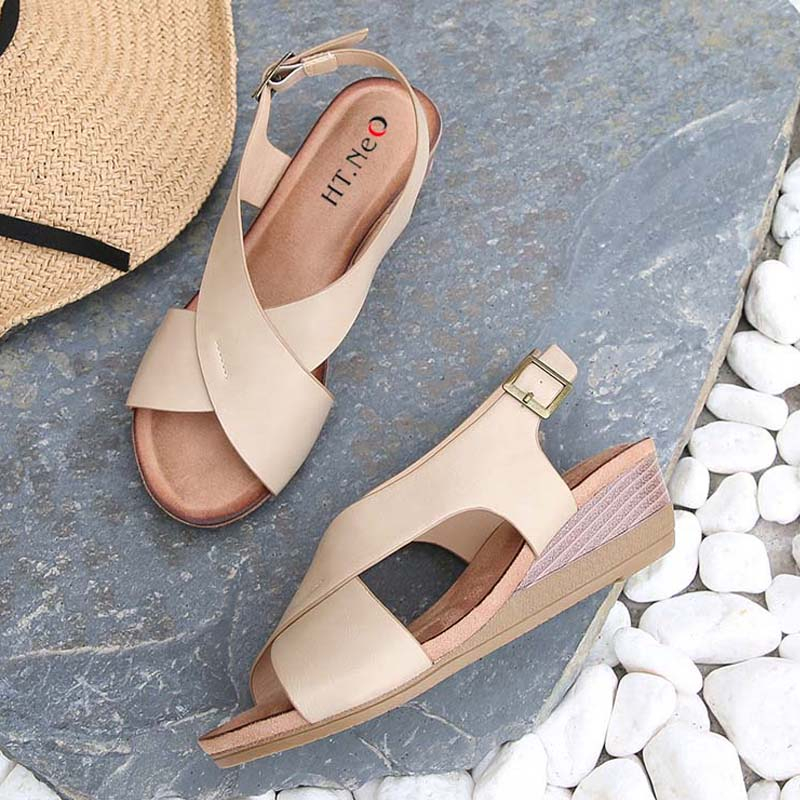 Sandal nữ đế xuồng 4cm HT.NeO , Giày quai hậu nữ đế phíp da bò quai chéo trẻ trung , hiện đại hở mũi thoáng mát SDN96