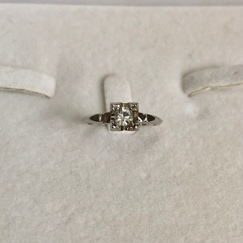 Nhẫn đính đá - hàng si Nhật