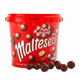 Kẹo bánh socola viên tròn socola ball Maltesers Truffles Mỹ Chocolate 440G/ 300g