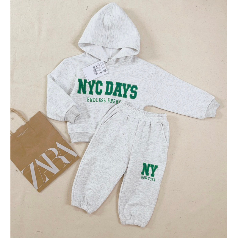 Set bộ nỉ bé trai hoodie NYC DAY Zara 2-5T