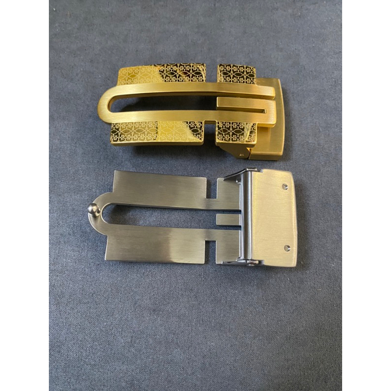 BI14 Mặt thắt lưng bấm lỗ cao cấp