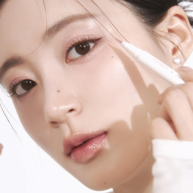 Gel Nhũ Mắt, Kẻ Bọng Mắt Ánh Nhũ Lấp Lánh, Lâu Trôi, Chống Thấm Nước Romand Twinkle Pen Liner 0.5g